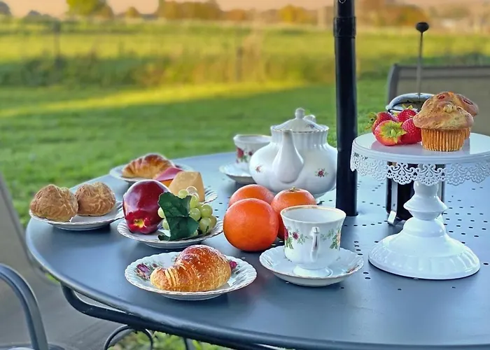 Hotel La Vie En Rose Glamping Colombiers-du-Plessis